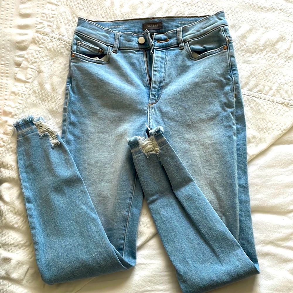 DL1961 LIGHT WASH JEANS 💙👖